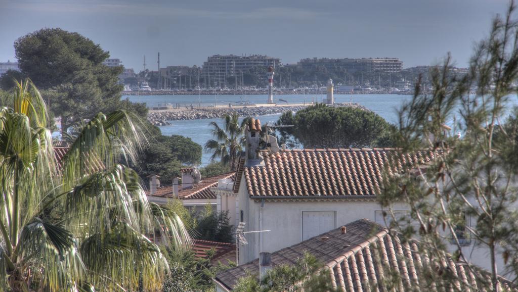 Beau 2 Pieces 3 Etoiles Vue Mer Garage Prive 150M Plages Wifi Канни Екстер'єр фото
